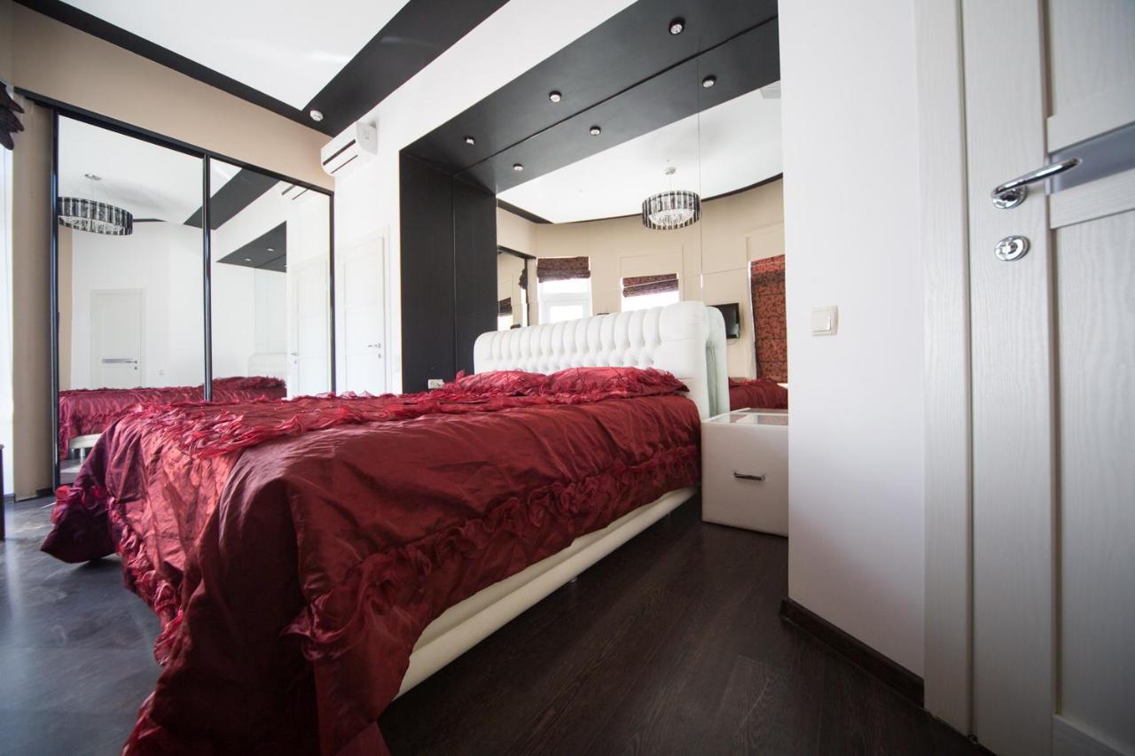 Kolyada Hotel Odessa Extérieur photo