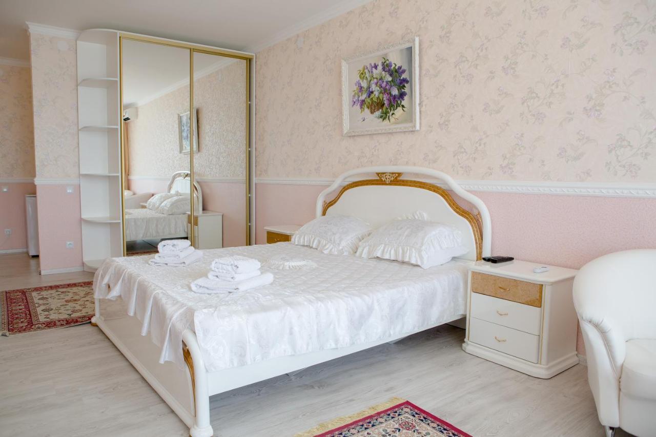 Kolyada Hotel Odessa Chambre photo